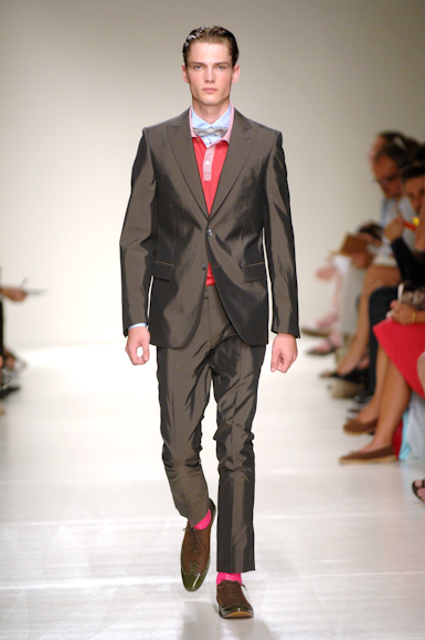 desfiles-moschino-milaoverao2008men-130
