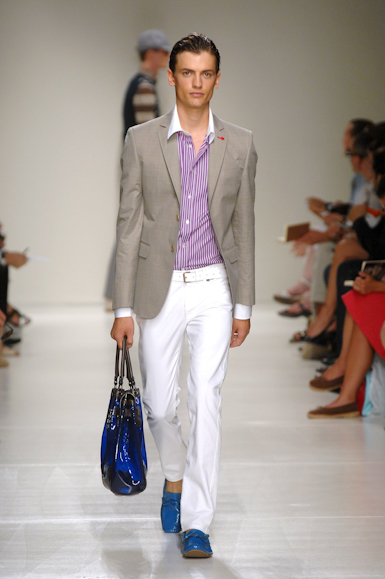 desfiles-moschino-milaoverao2008men-134