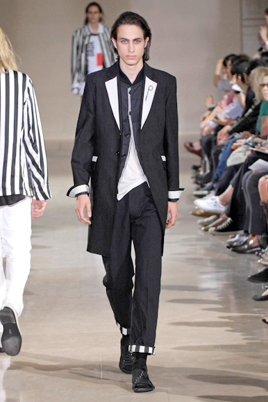 desfiles-anndemeulemeester-parisverao2008rtw-103