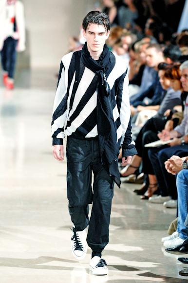 desfiles-anndemeulemeester-parisverao2008rtw-107