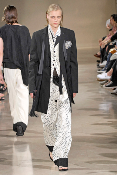 desfiles-anndemeulemeester-parisverao2008rtw-123