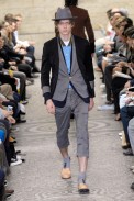 desfiles-commedesgarcons-parisverao2008rtw-105