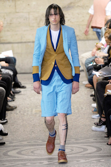 desfiles-commedesgarcons-parisverao2008rtw-110