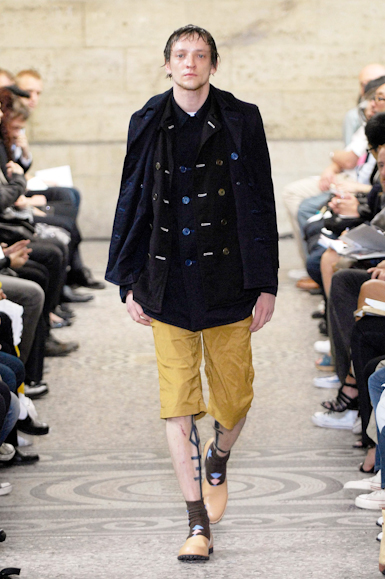 desfiles-commedesgarcons-parisverao2008rtw-111