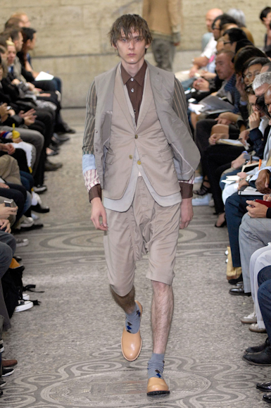 desfiles-commedesgarcons-parisverao2008rtw-116