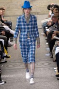 desfiles-commedesgarcons-parisverao2008rtw-119
