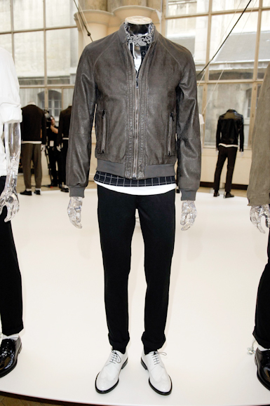 desfiles-givenchy-parisverao2008men-104