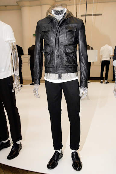 desfiles-givenchy-parisverao2008men-116