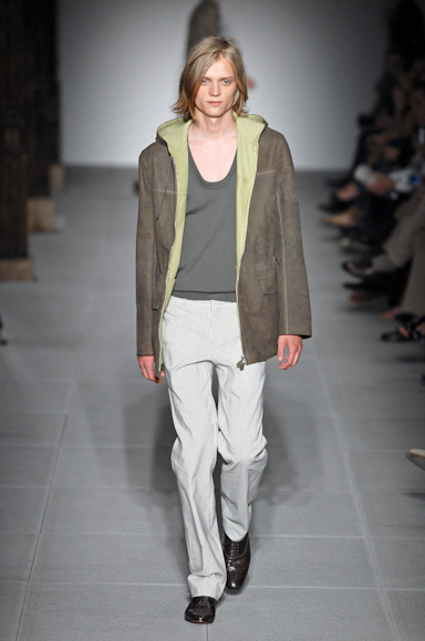 desfiles-hermes-parisverao2008men-110