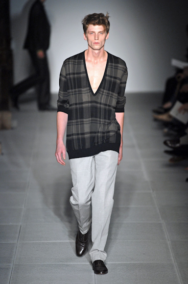 desfiles-hermes-parisverao2008men-118