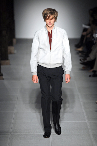 desfiles-hermes-parisverao2008men-124