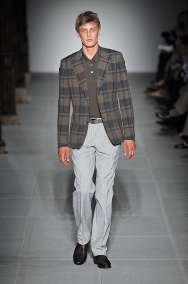 desfiles-hermes-parisverao2008men-132
