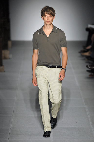 desfiles-hermes-parisverao2008men-134