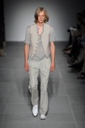 desfiles-hermes-parisverao2008men-142