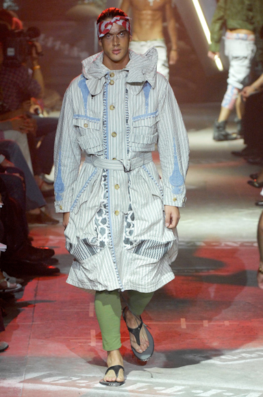 desfiles-johngalliano-parisverao2008men-104