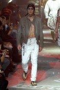 desfiles-johngalliano-parisverao2008men-106