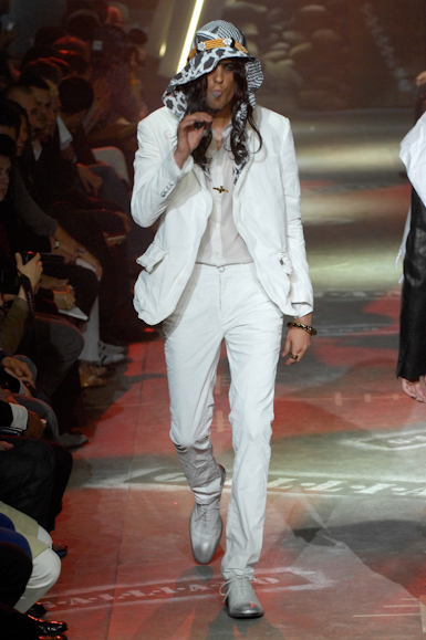 desfiles-johngalliano-parisverao2008men-128