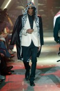 desfiles-johngalliano-parisverao2008men-130