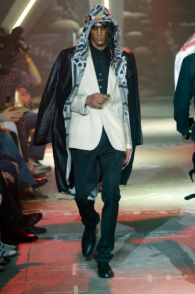 desfiles-johngalliano-parisverao2008men-130