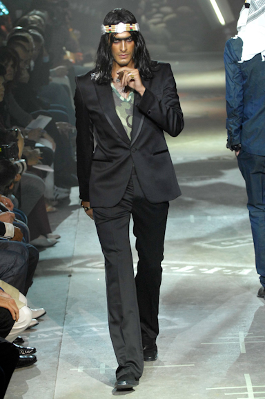 desfiles-johngalliano-parisverao2008men-135