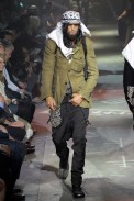 desfiles-johngalliano-parisverao2008men-137