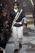 desfiles-johngalliano-parisverao2008men-141