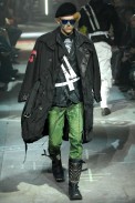 desfiles-johngalliano-parisverao2008men-142