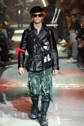 desfiles-johngalliano-parisverao2008men-145