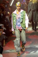 desfiles-johngalliano-parisverao2008men-153