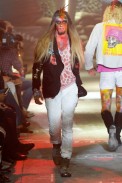 desfiles-johngalliano-parisverao2008men-159