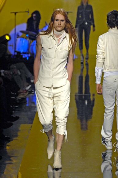 desfiles-jpgaultier-parisverao2008men-114