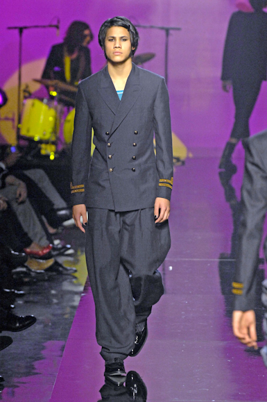 desfiles-jpgaultier-parisverao2008men-136