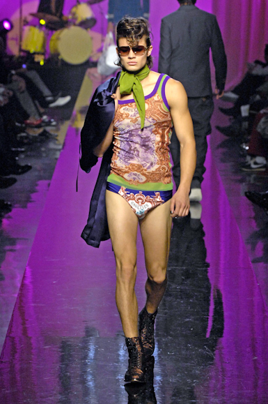 desfiles-jpgaultier-parisverao2008men-137