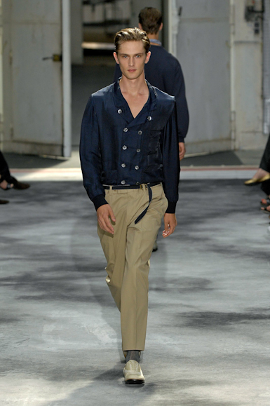 desfiles-ysl-parisverao2008men-111