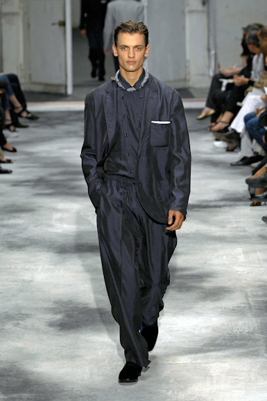 desfiles-ysl-parisverao2008men-126