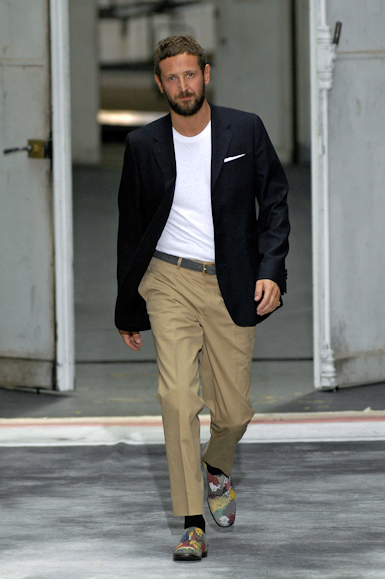 desfiles-ysl-parisverao2008men-134