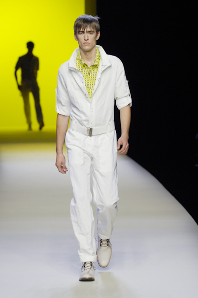 desfiles-thierrymugler-parisverao2008men-101