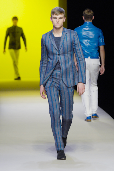 desfiles-thierrymugler-parisverao2008men-107