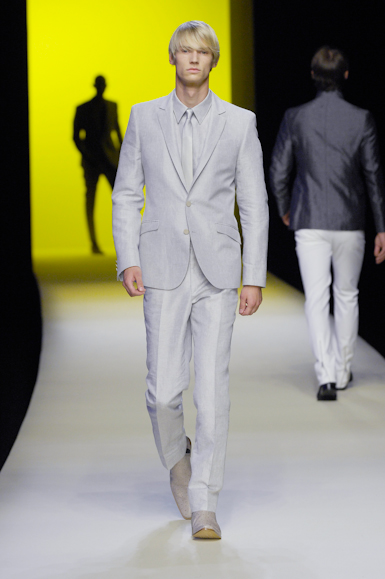 desfiles-thierrymugler-parisverao2008men-109
