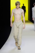 desfiles-thierrymugler-parisverao2008men-112