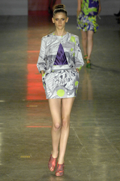 desfiles-zigfreda-saopauloverao2008rtw-102