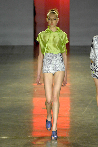 desfiles-zigfreda-saopauloverao2008rtw-103