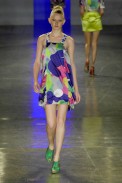 desfiles-zigfreda-saopauloverao2008rtw-113