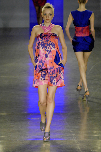 desfiles-zigfreda-saopauloverao2008rtw-116