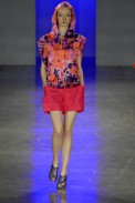 desfiles-zigfreda-saopauloverao2008rtw-119