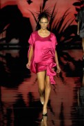desfiles-andrelima-saopauloverao2008rtw-106