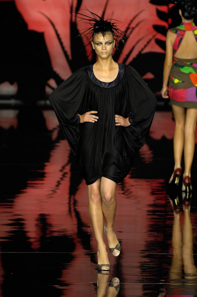 desfiles-andrelima-saopauloverao2008rtw-107