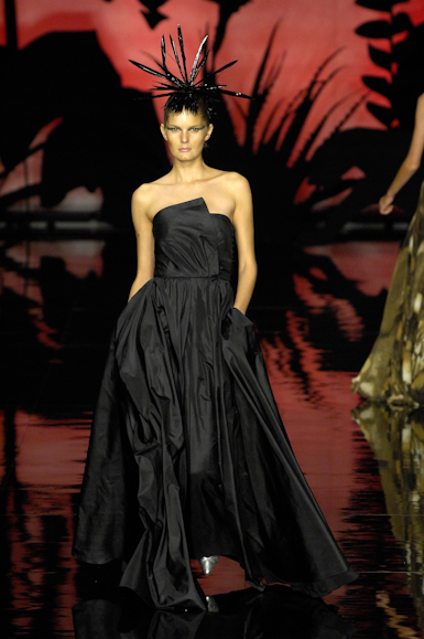 desfiles-andrelima-saopauloverao2008rtw-117