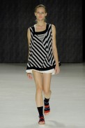 desfiles-carlotajoakina-saopauloverao2008rtw-103