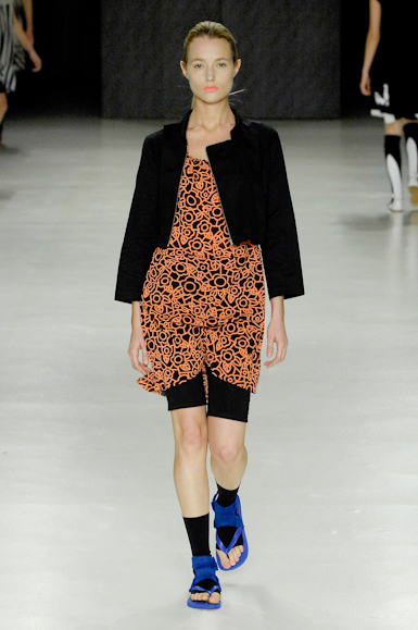 desfiles-carlotajoakina-saopauloverao2008rtw-106